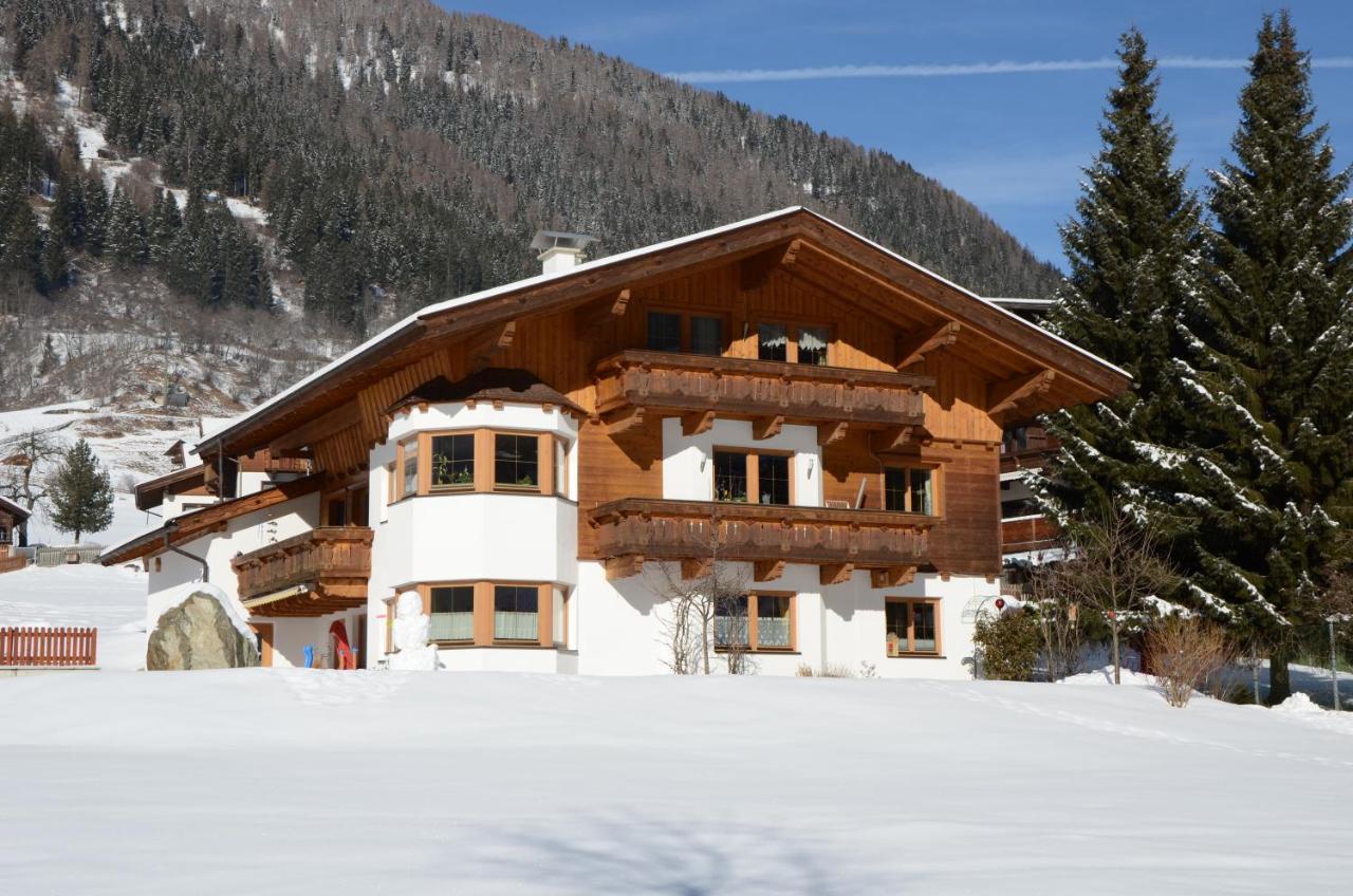 Ferienwohnung Haus Salchner Neustift im Stubaital Exterior foto